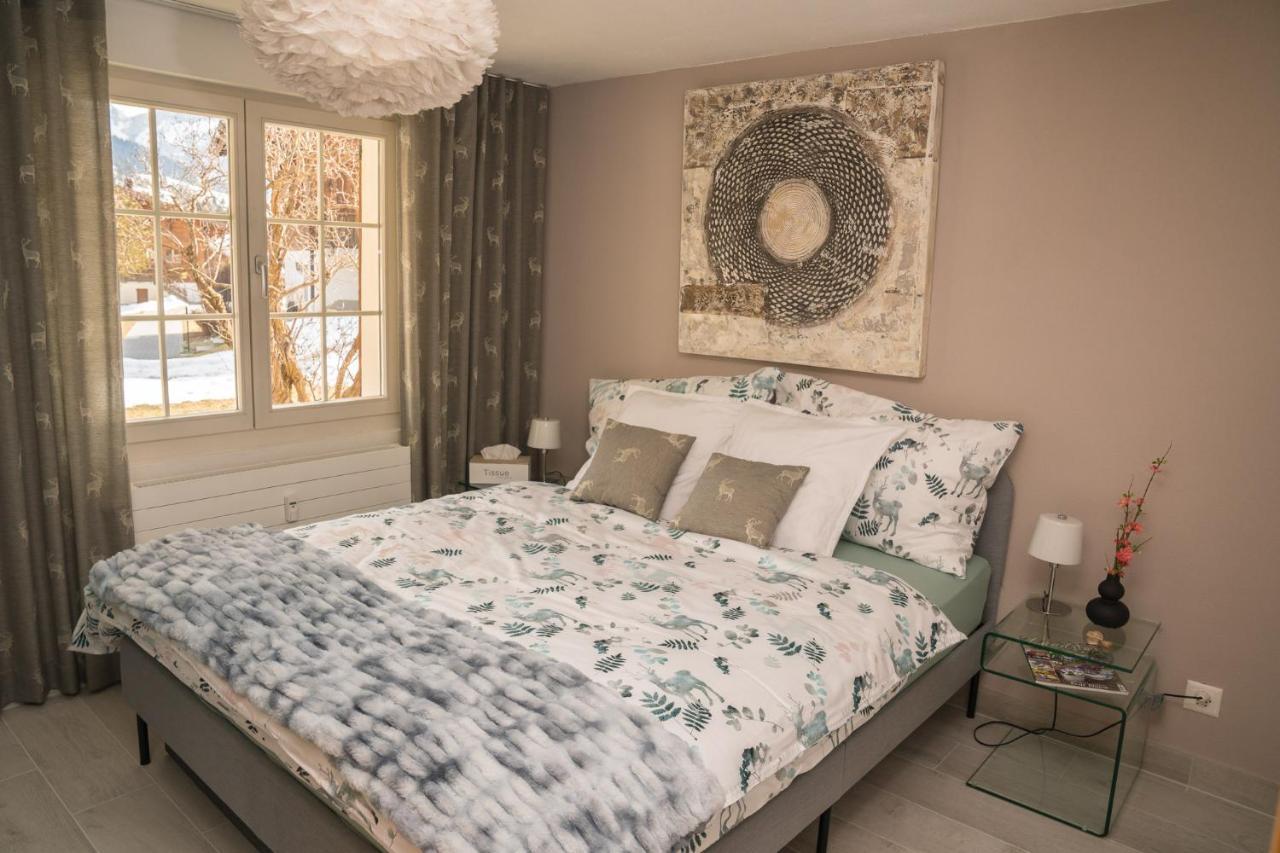 Chalet Spitzhorn - Your Peak Getaway - Private Terrasse & Gratis Parkplatz Gsteig Εξωτερικό φωτογραφία